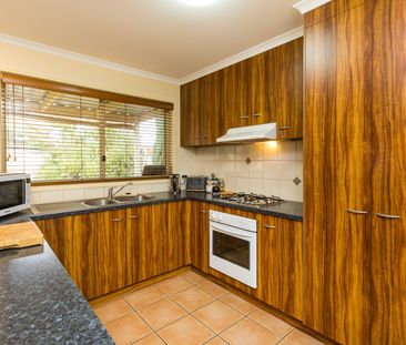 Well-Maintained Two-Bedroom Home with Outdoor Entertaining - Photo 5