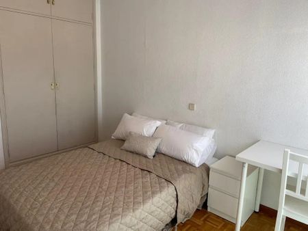 Calle de Marcelo Usera, Madrid, Community of Madrid 28026 - Photo 2