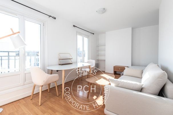 Rue de Charenton, - Photo 1