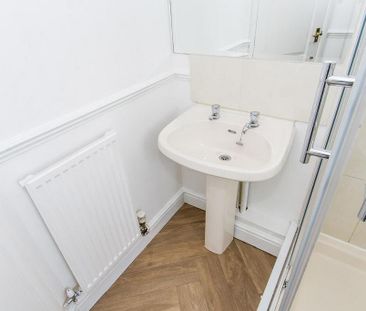 3 bedroom detached house to rent - Photo 5