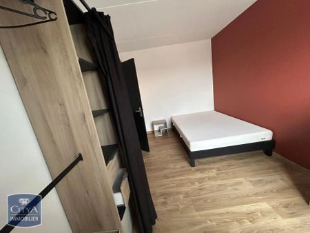 Appartement à louer 4 pièces 79.85m² - Photo 2