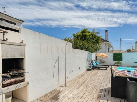 3 room luxury Detached House for rent in Alapraia (Estoril), Cascais e Estoril, Cascais, Lisbon - Photo 4