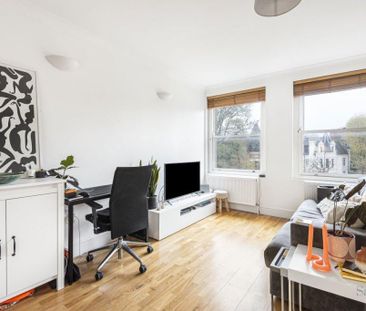 2 bedroom flat to rent - Photo 3