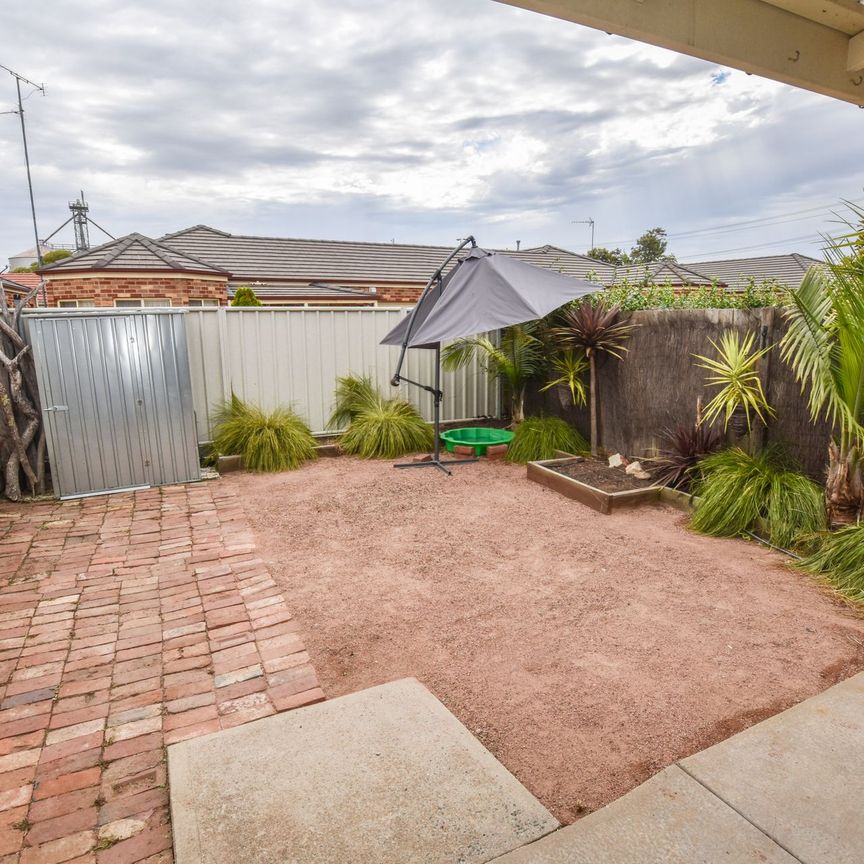 Central Townhouse - Photo 1