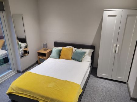 2 Bed Flat, London Road, RG1 - Photo 2