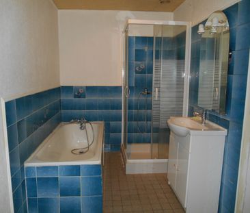 Location Appartement 4 pièces 109m² - Photo 4