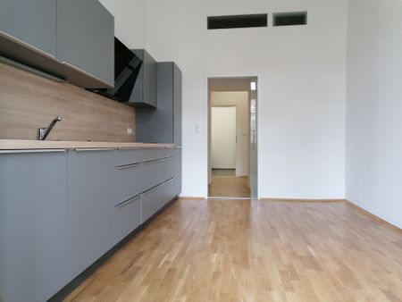 Wunderschöne und großzügige Altbauwohnung in Geidorf - Provisionsfrei! - Photo 3