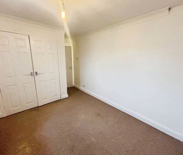 2 bedroom House To Let - Photo 3