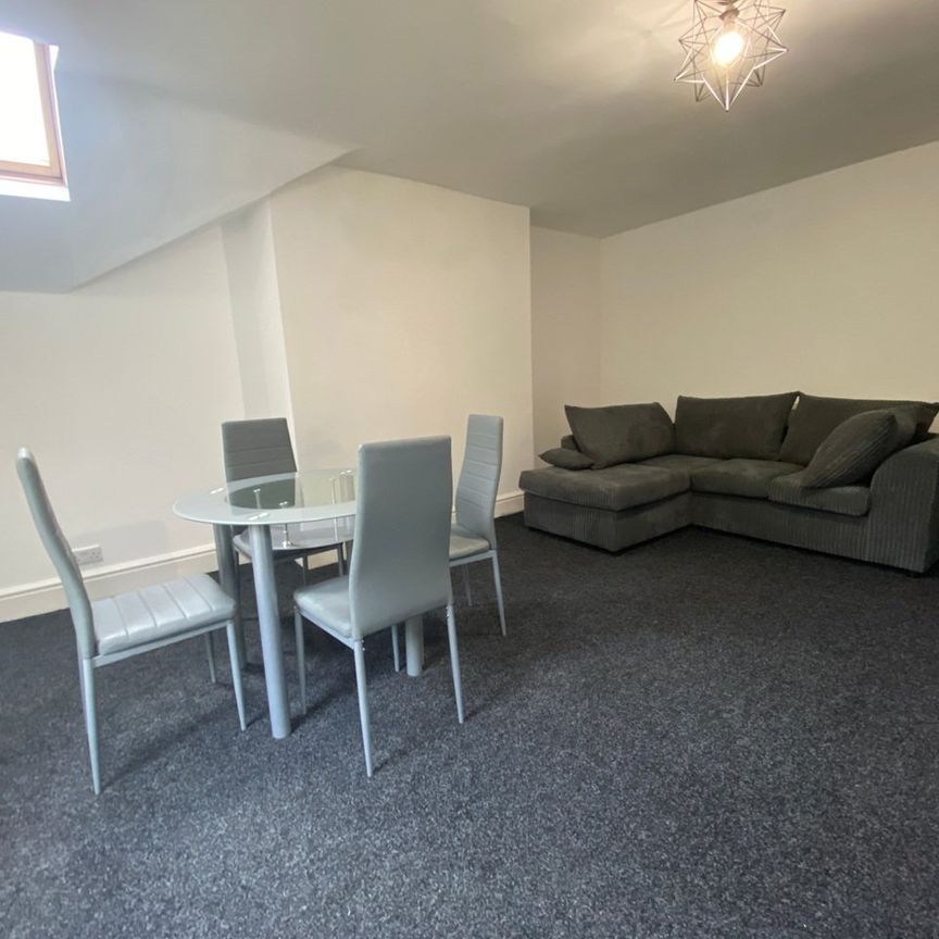 2 Bed Flat, Daisy Bank Road, M14 - Photo 1
