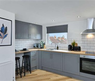 Derbyshire Lane, Hucknall, NG15 - Photo 6