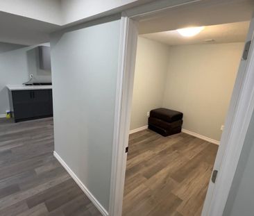 For Lease - 592 FLORENCEDALE Crescent Unit# BASEMENT, Kitchener, On... - Photo 5