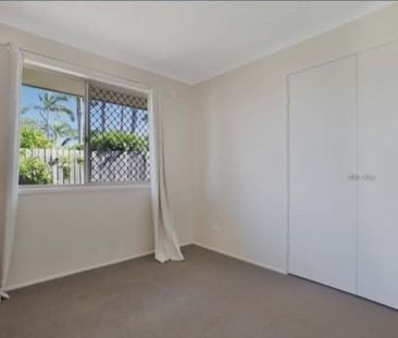 Tanah Merah - Photo 1