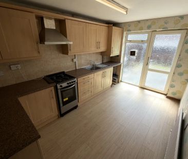 Macmillan Close - Photo 6