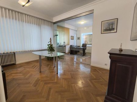 Dacia- Piata Spaniei- Birou - Fotografie 5