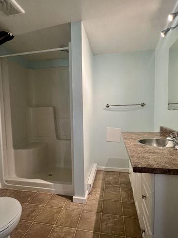 2 Bdrm Suite Near Orchard Park - Photo 4