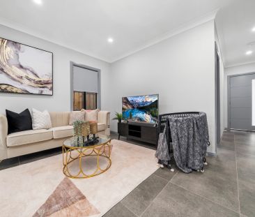 Exquisite Double Storey Home - Photo 6