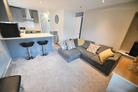 2 bedroom flat to rent - Photo 3