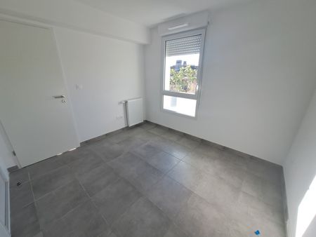 Location Appartement 3 pièces 61m² TOULOUSE 31200 - Photo 2