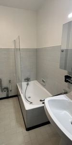 Location Appartement 1 pièce 30m² AIX LES BAINS 73100 - Photo 3