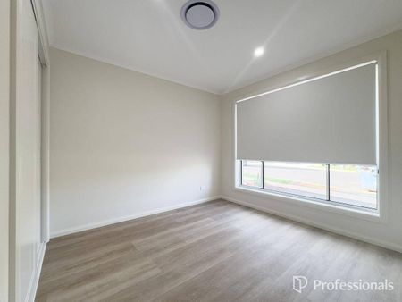 Newly Built - 4 Bedroom Duplex - Photo 4