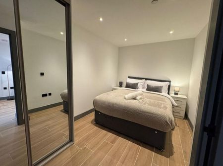 £426.92 per week (£1,850.00 per month) - Photo 2