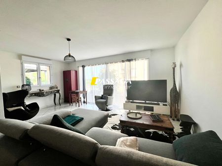 Location Maison 7 pièces 177m² - Photo 2