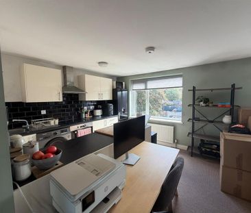 2 bedroom property to rent - Photo 6
