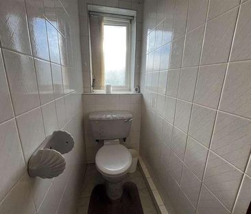 Stokesay Court, Ellesmere, CH65 - Photo 6