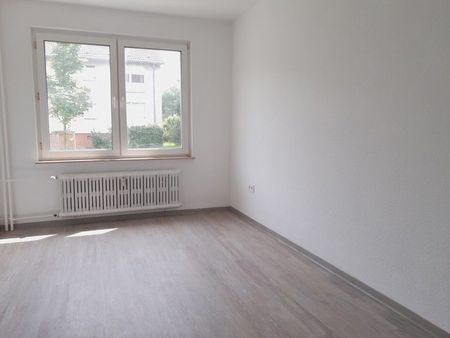 Bezugsfertige 3-Zimmer-EG-Wohnung im Grünen - Foto 5