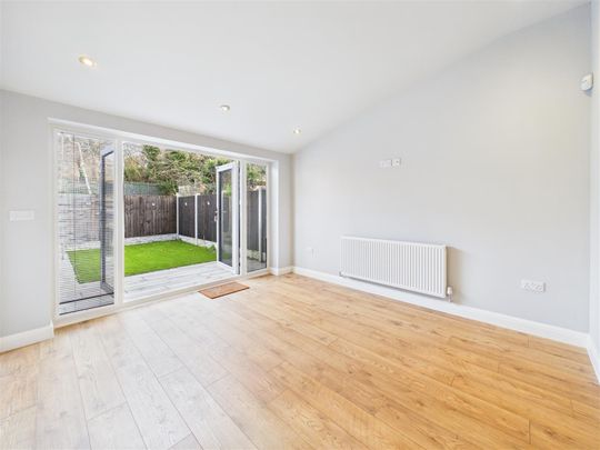 2 bedroom House to rent - Photo 1