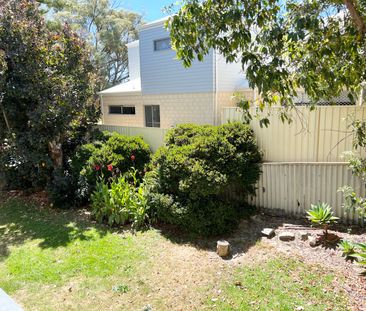 CLOSE TO EVERYWHERE @$495 per week - Photo 6