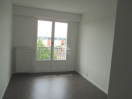 Location appartement 2 pièces 57.69 m² à La Roche-sur-Yon (85000) - Photo 1