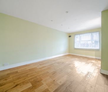 Taylor Close, Hounslow, TW3 - Photo 1