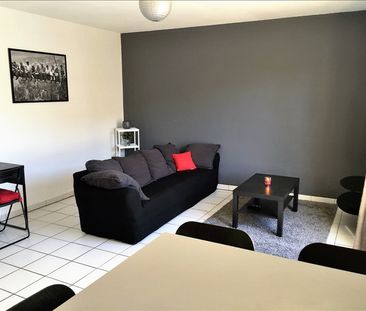 Location Appartement 2 pièces 43m² - Photo 2