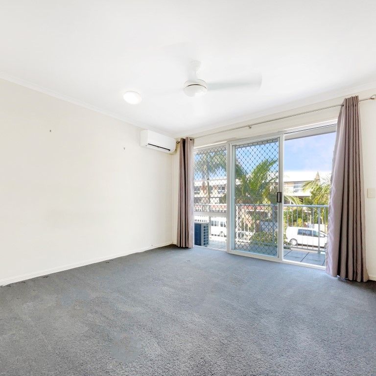 Great Location in the Heart of Cotton Tree! - Photo 1