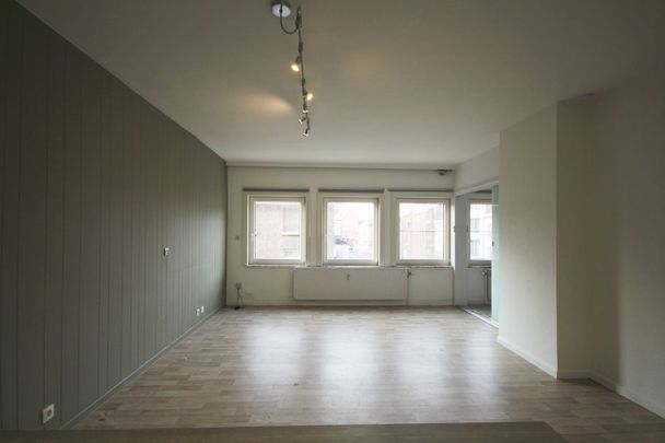 1 slaapkamerappartement in het centrum van Sint-Truiden - Photo 1