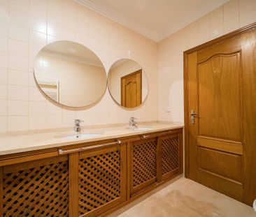 3 bedroom luxury Apartment for rent in Cascais, Lisbon - Photo 5