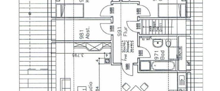 Renovierte 4-Zimmer-DG-Wohnung mit Balkon & EBK ab 01.12.25 - Photo 1