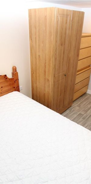 Room For Rent Kingsland Terrace, Pontypridd - Photo 1