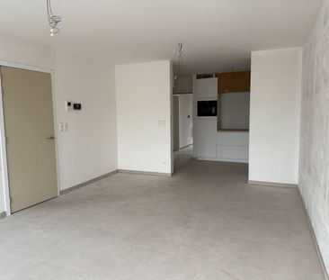 Instapklaar 2-slpk appartement met terras, autostplts en kelder - Foto 4