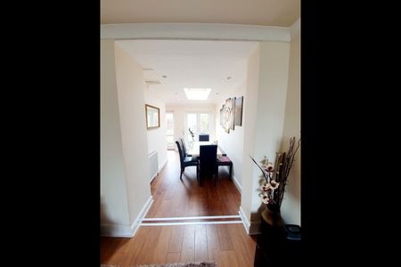 4 Bed Terraced House, Ashington Grove, CV3 - Photo 5