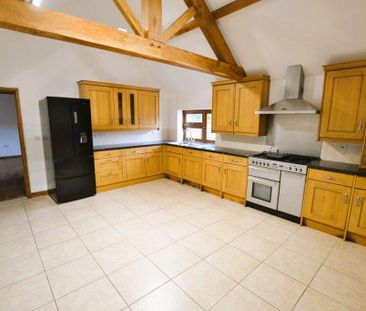 4 bedroom barn conversion to rent - Photo 6