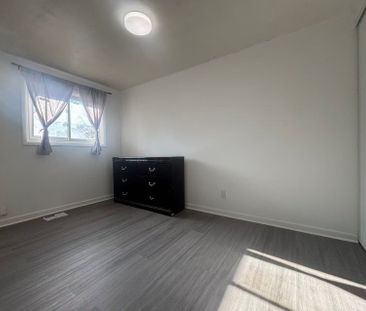 For Lease - 119 Birkdale Road, Toronto, Ontario - Photo 5