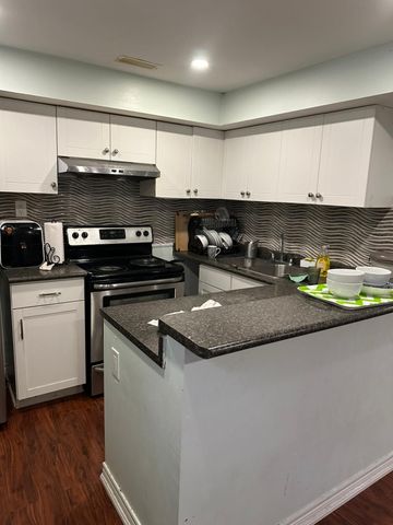 For Lease - 36 Creekwood Drive, Brampton, Ontario - Photo 3