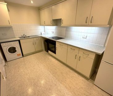 2 bedroom flat to rent - Photo 6
