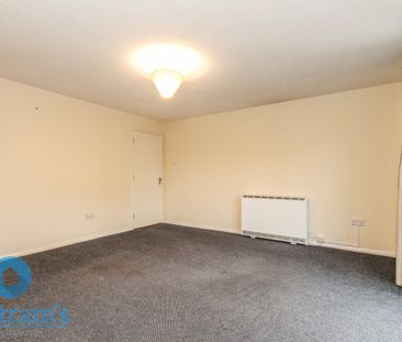 2 bed Apartment for Rent - Photo 1