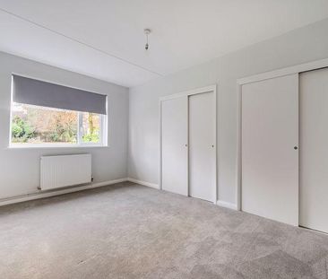 2 bedroom maisonette to rent - Photo 6