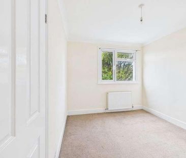 Clarendon Road, Hove, BN3 - Photo 2