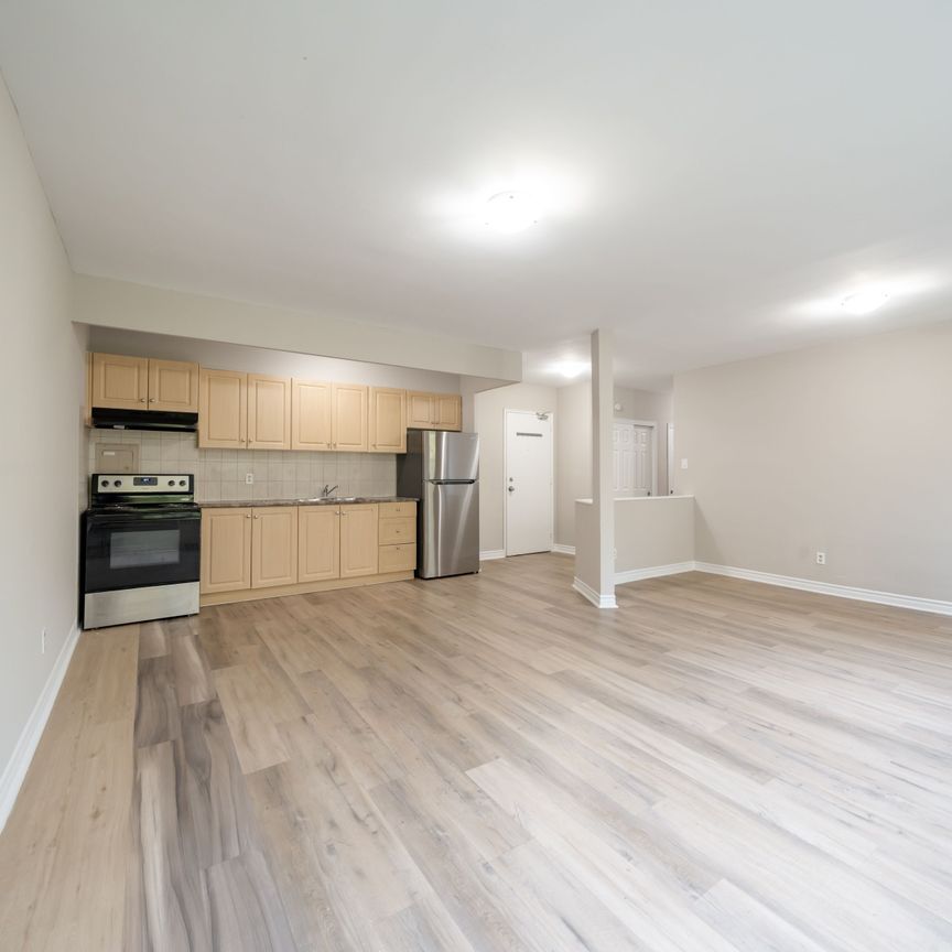For Lease - 468 Ottawa Street Unit# 122C, Hamilton, Ontario - Photo 1