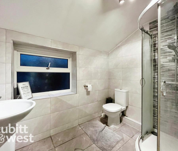 4 bedroom terraced house to rent - Photo 6